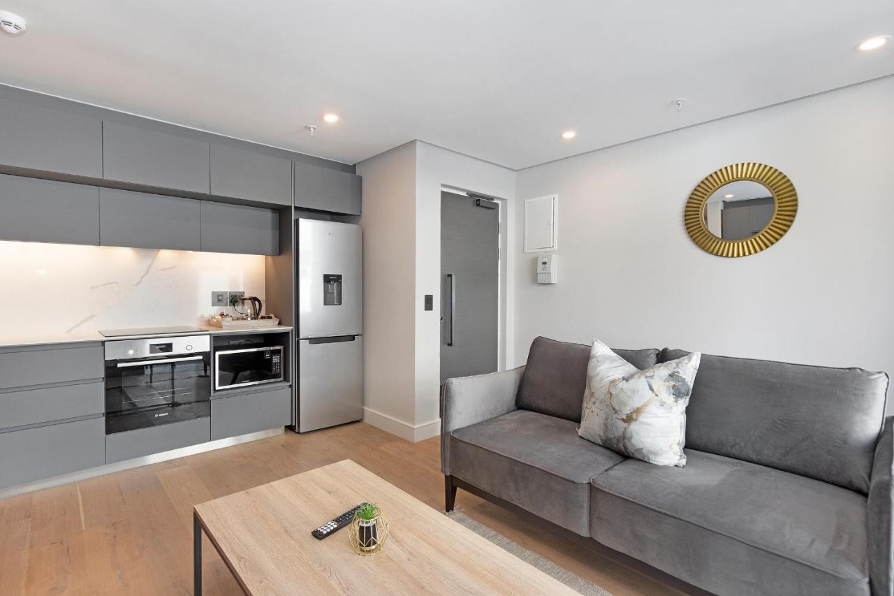 Casa On Quendon By Totalstay Cape Town Bagian luar foto